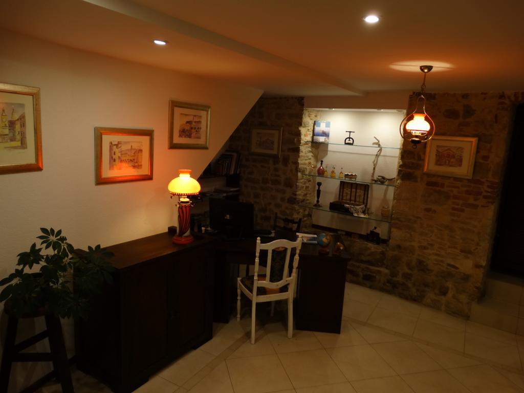 Guesthouse Marileo Split Exterior foto